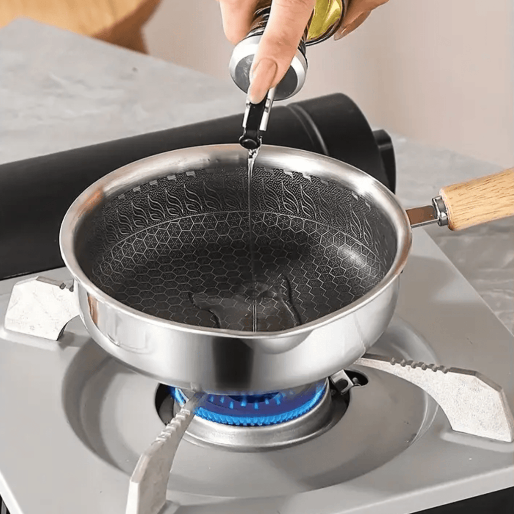 Stainless Steel Nonstick Mini Frying Pan with Wooden Handle (13cm)