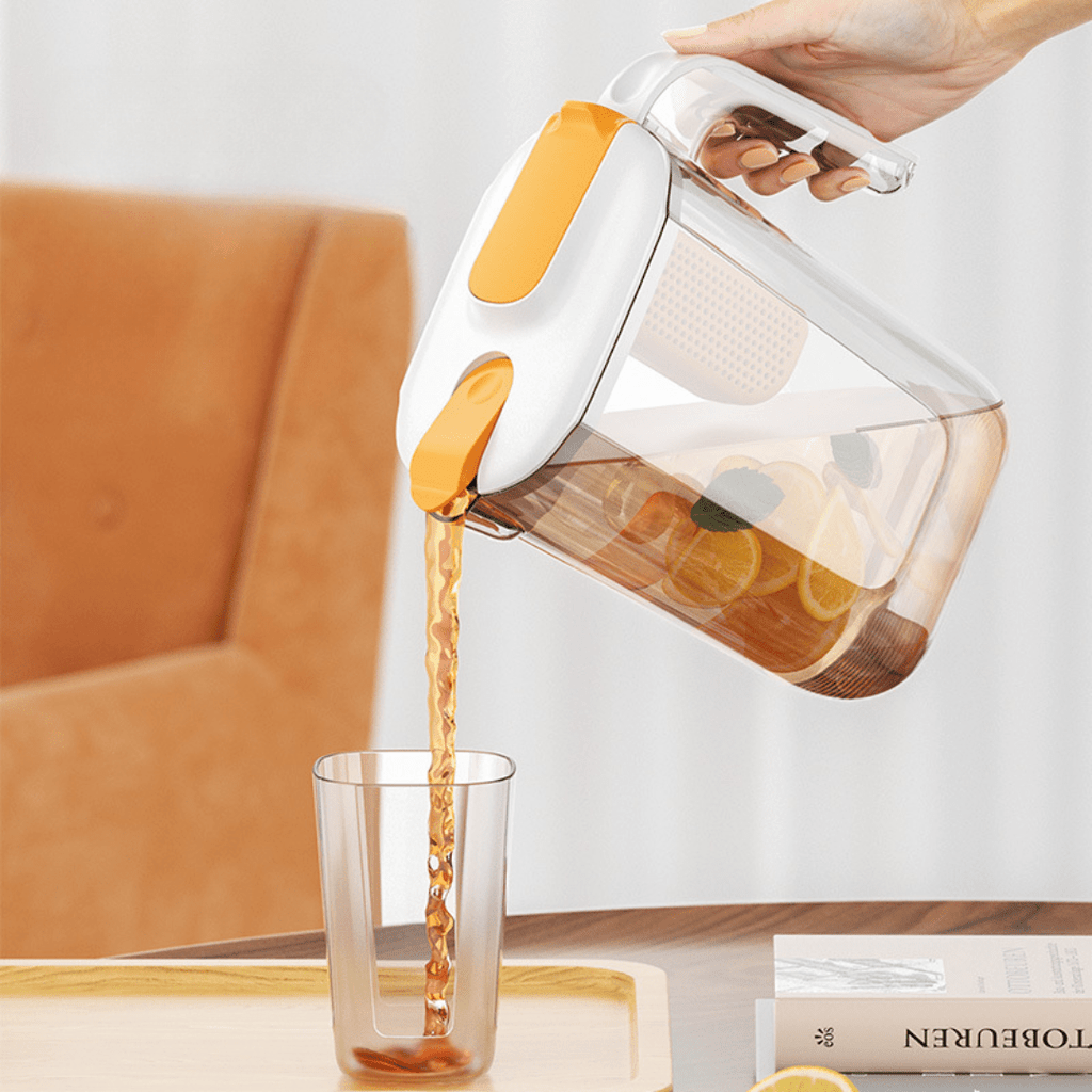 Multi-Purpose Beverages Kettle Jar with Strainer and 4 Cups (2.6L)