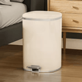 Max Capacity Covered Trash Bin