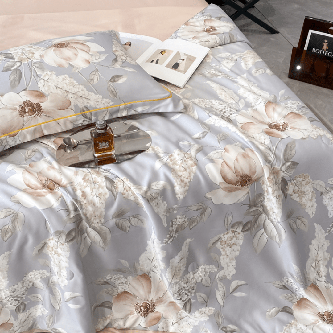 Ice Silk Elegance Comfort Quilt Set (Style-2)