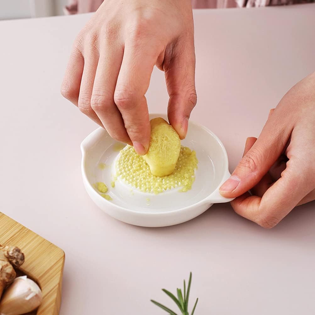 Multi-Purpose Ceramic Grater for Cheese & Vegetables(11cm)