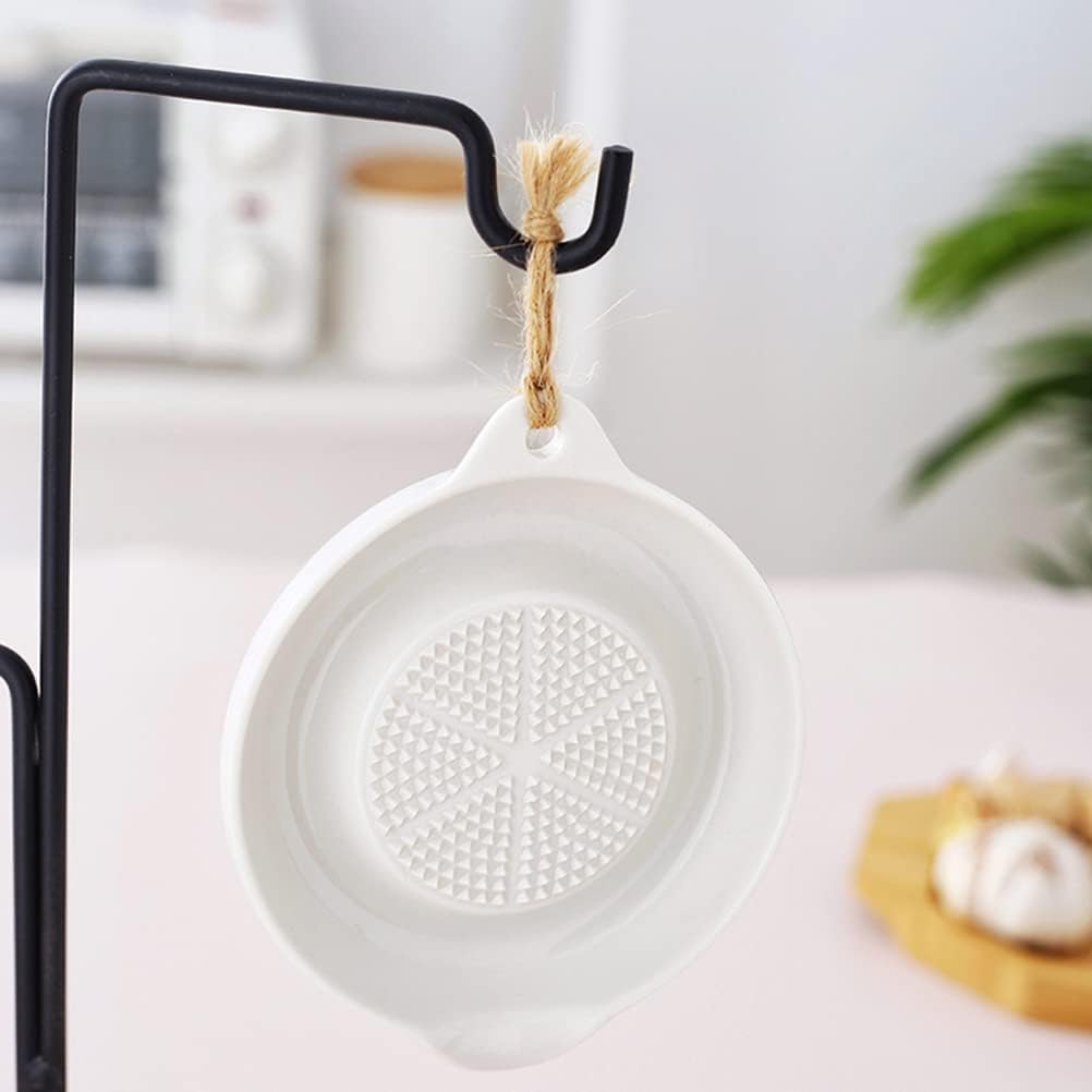 Multi-Purpose Ceramic Grater for Cheese & Vegetables(11cm)