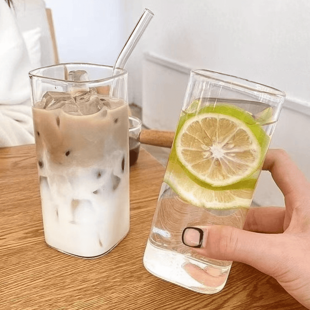 Multi-Purpose Borosilicate Glass Coffee and Juice Cup with Lid(400ml)