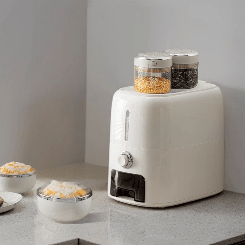 Multi-Purpose Airtight Rice Storage Container with Measuring Cup(10kg)