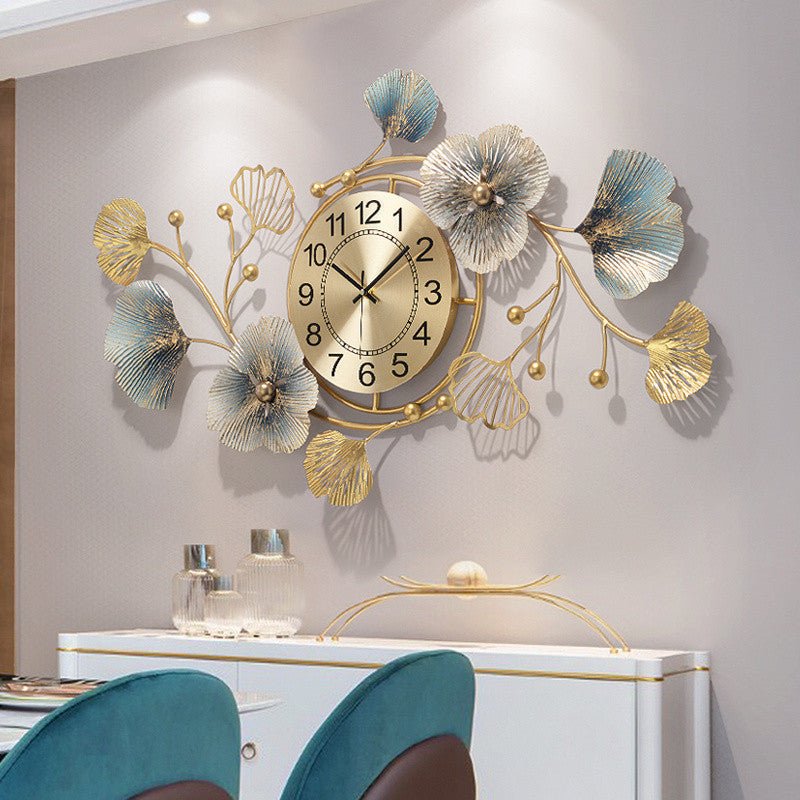 Luxury Decorative Wall Clock to Enhance Living Room Ambience